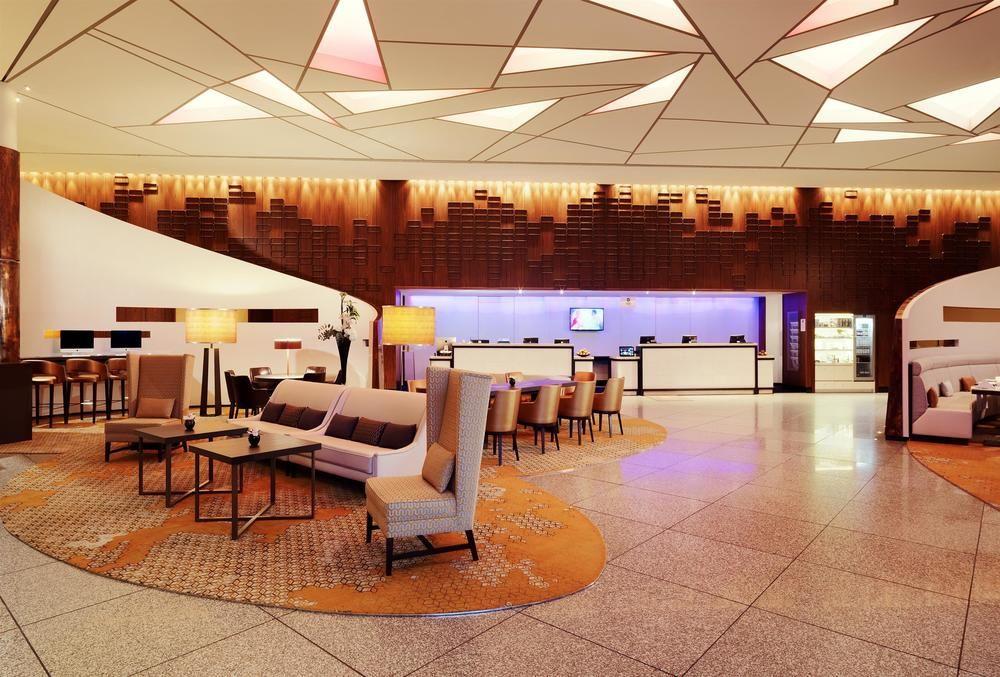 Sheraton Berlin Grand Hotel Esplanade Екстер'єр фото The lobby of the hotel