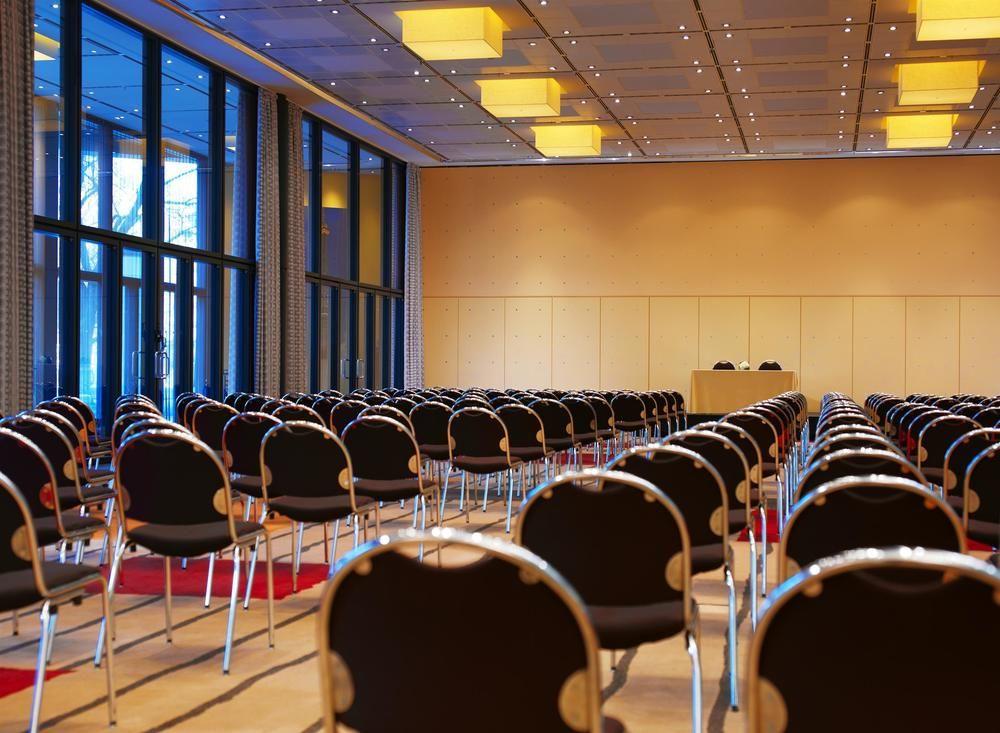 Sheraton Berlin Grand Hotel Esplanade Екстер'єр фото The conference hall