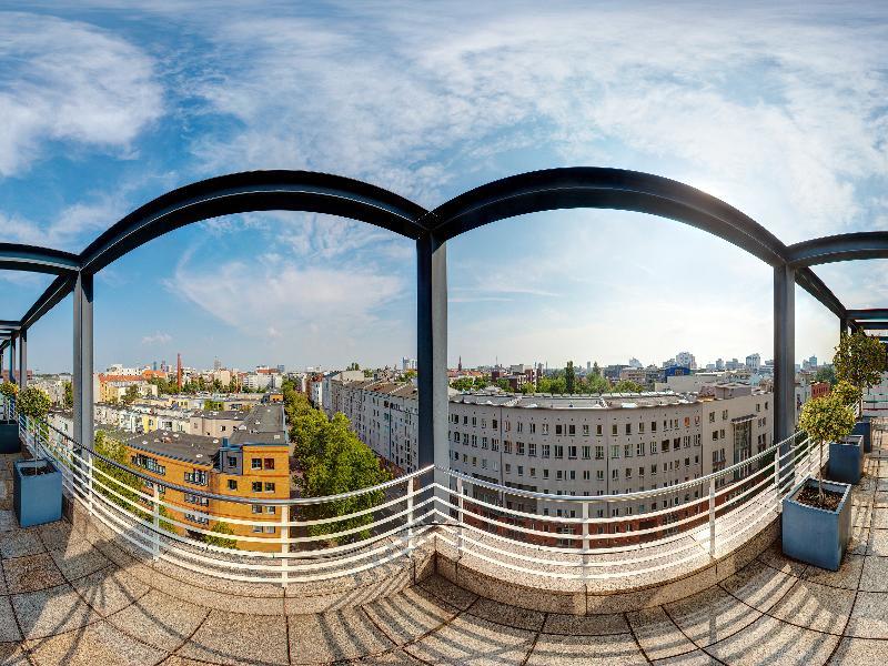 Sheraton Berlin Grand Hotel Esplanade Екстер'єр фото View from the roof terrace